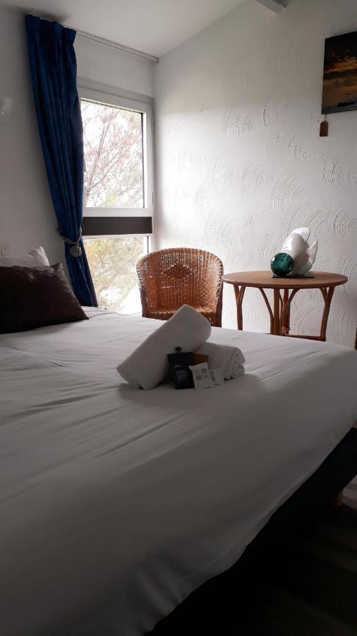 Hotel Les Esseppes L'Epine  المظهر الخارجي الصورة